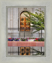 Load image into Gallery viewer, Salt Lake City Temple Doors Eternal
