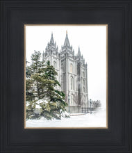 Load image into Gallery viewer, Salt Lake City Temple Evergreen Christmas
