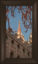 Load image into Gallery viewer, Salt Lake City Temple He Giveth Light
