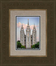 Load image into Gallery viewer, Salt Lake City Temple In All His Glory
