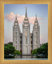 Load image into Gallery viewer, Salt Lake City Temple In All His Glory
