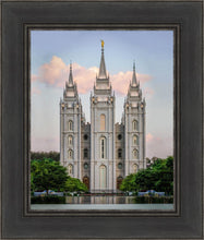 Load image into Gallery viewer, Salt Lake City Temple In All His Glory
