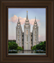 Load image into Gallery viewer, Salt Lake City Temple In All His Glory
