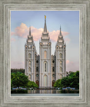 Load image into Gallery viewer, Salt Lake City Temple In All His Glory
