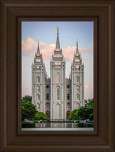 Load image into Gallery viewer, Salt Lake City Temple In All His Glory
