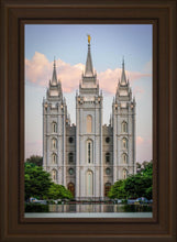 Load image into Gallery viewer, Salt Lake City Temple In All His Glory
