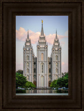 Load image into Gallery viewer, Salt Lake City Temple In All His Glory
