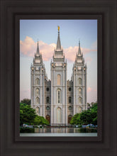 Load image into Gallery viewer, Salt Lake City Temple In All His Glory
