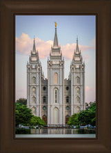 Load image into Gallery viewer, Salt Lake City Temple In All His Glory
