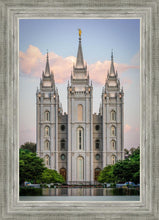 Load image into Gallery viewer, Salt Lake City Temple In All His Glory

