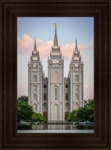 Load image into Gallery viewer, Salt Lake City Temple In All His Glory
