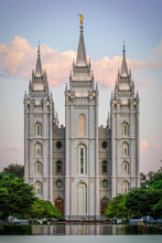 Load image into Gallery viewer, Salt Lake City Temple In All His Glory
