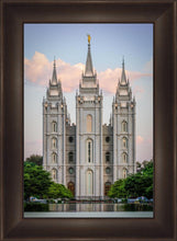 Load image into Gallery viewer, Salt Lake City Temple In All His Glory
