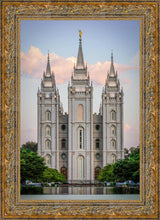 Load image into Gallery viewer, Salt Lake City Temple In All His Glory

