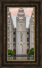 Load image into Gallery viewer, Salt Lake City Temple In All His Glory

