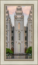 Load image into Gallery viewer, Salt Lake City Temple In All His Glory
