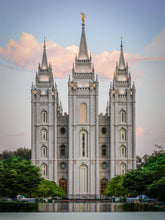Load image into Gallery viewer, Salt Lake City Temple In All His Glory

