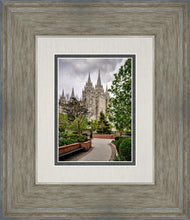 Load image into Gallery viewer, Salt Lake City Temple Pathway To Glory
