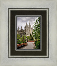 Load image into Gallery viewer, Salt Lake City Temple Pathway To Glory
