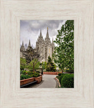 Load image into Gallery viewer, Salt Lake City Temple Pathway To Glory
