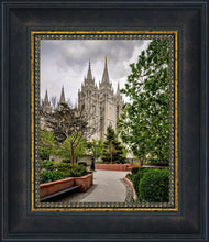 Load image into Gallery viewer, Salt Lake City Temple Pathway To Glory
