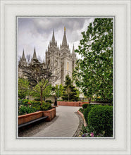 Load image into Gallery viewer, Salt Lake City Temple Pathway To Glory
