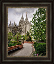 Load image into Gallery viewer, Salt Lake City Temple Pathway To Glory
