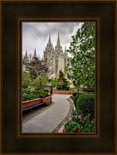 Load image into Gallery viewer, Salt Lake City Temple Pathway To Glory
