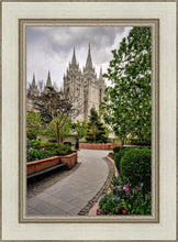 Load image into Gallery viewer, Salt Lake City Temple Pathway To Glory
