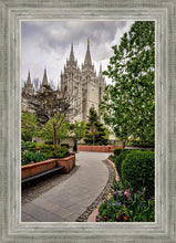 Load image into Gallery viewer, Salt Lake City Temple Pathway To Glory
