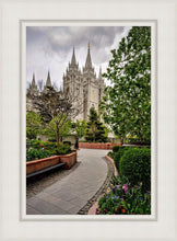 Load image into Gallery viewer, Salt Lake City Temple Pathway To Glory
