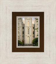 Load image into Gallery viewer, Salt Lake City Temple The Morning Breaks
