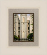 Load image into Gallery viewer, Salt Lake City Temple The Morning Breaks
