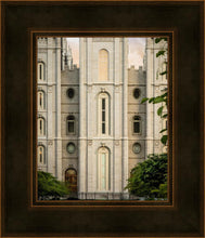 Load image into Gallery viewer, Salt Lake City Temple The Morning Breaks
