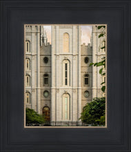 Load image into Gallery viewer, Salt Lake City Temple The Morning Breaks
