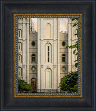 Load image into Gallery viewer, Salt Lake City Temple The Morning Breaks
