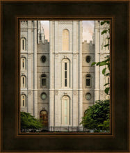 Load image into Gallery viewer, Salt Lake City Temple The Morning Breaks
