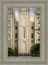 Load image into Gallery viewer, Salt Lake City Temple The Morning Breaks
