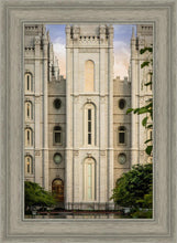 Load image into Gallery viewer, Salt Lake City Temple The Morning Breaks
