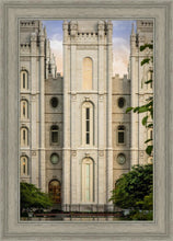 Load image into Gallery viewer, Salt Lake City Temple The Morning Breaks
