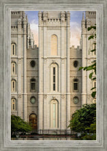 Load image into Gallery viewer, Salt Lake City Temple The Morning Breaks
