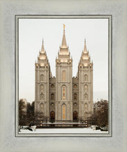 Load image into Gallery viewer, Salt Lake City Temple Warming Reflection

