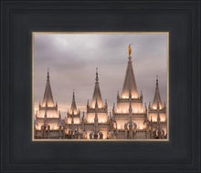 Load image into Gallery viewer, Salt Lake City Temple Rising Ramparts
