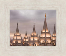Load image into Gallery viewer, Salt Lake City Temple Rising Ramparts
