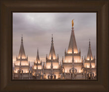 Load image into Gallery viewer, Salt Lake City Temple Rising Ramparts
