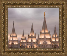 Load image into Gallery viewer, Salt Lake City Temple Rising Ramparts
