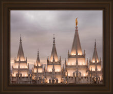 Load image into Gallery viewer, Salt Lake City Temple Rising Ramparts
