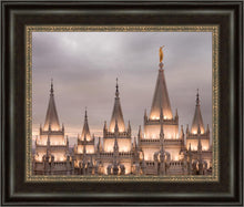 Load image into Gallery viewer, Salt Lake City Temple Rising Ramparts
