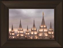 Load image into Gallery viewer, Salt Lake City Temple Rising Ramparts
