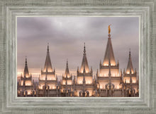 Load image into Gallery viewer, Salt Lake City Temple Rising Ramparts

